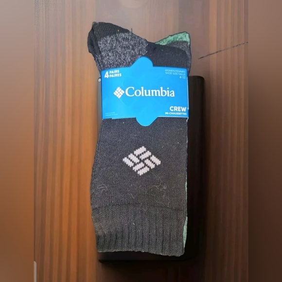 Columbia | 4-Pair Women’s Crew Socks | Green Multi-Color | Size 4-10 | ☆NWT☆ - Picture 3 of 3